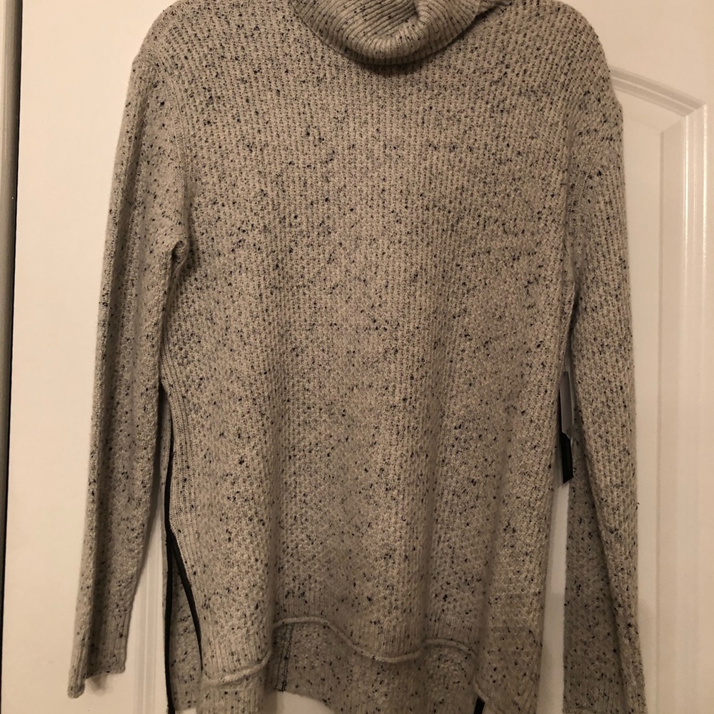 Cashmere sweater